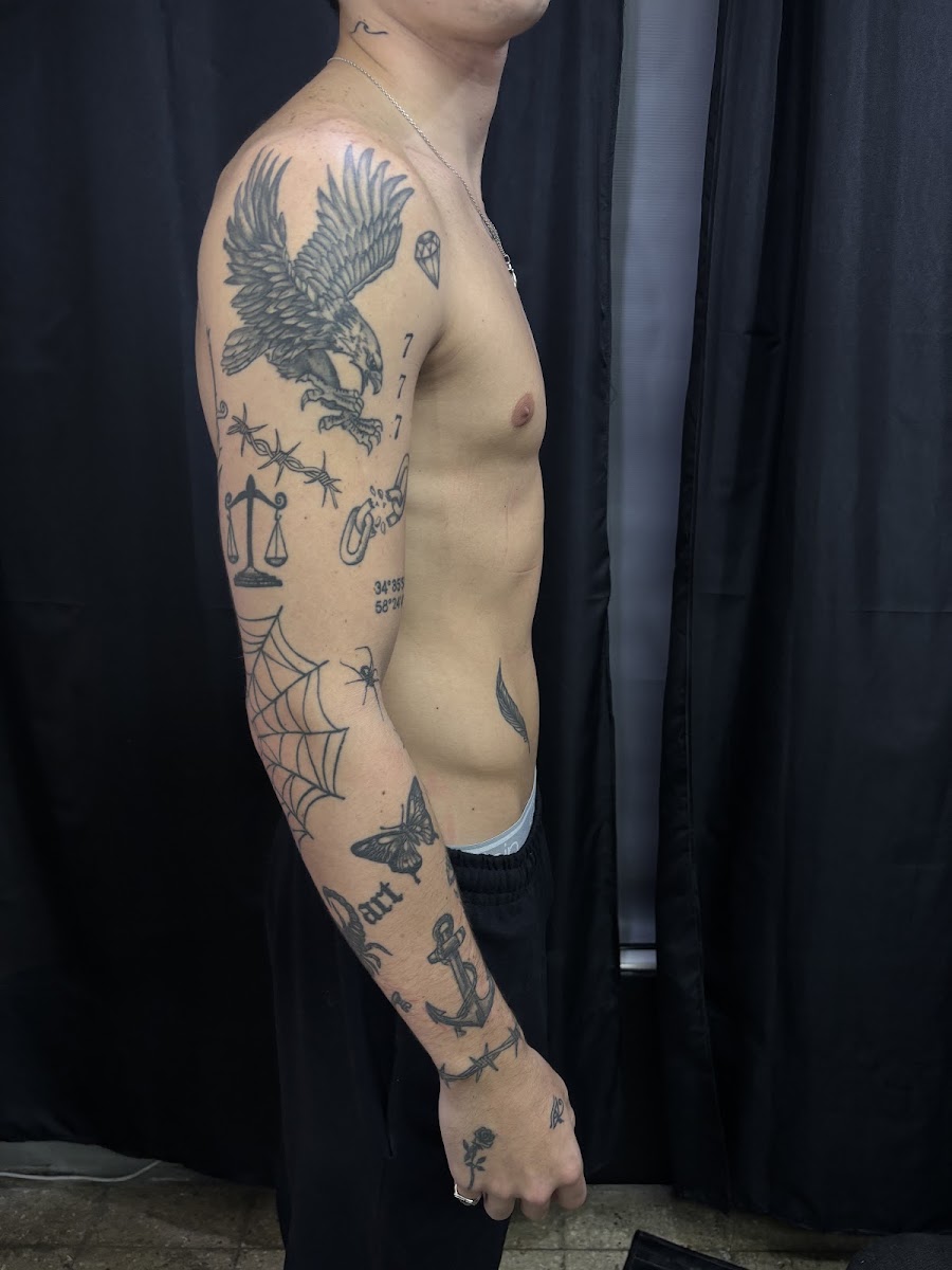Trabajo real de Old Mystic Tattoo Studio
